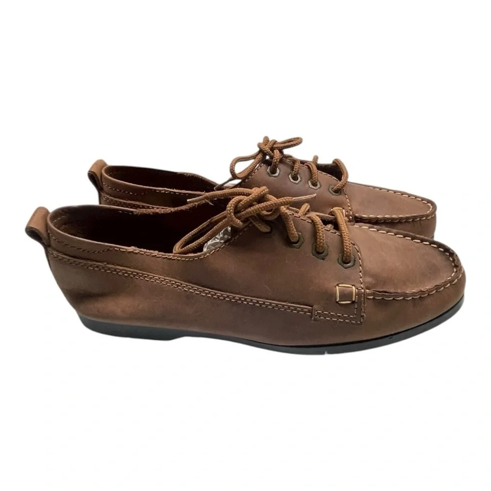 Trader Bay brown leather moccasins / boat shoes Size 9